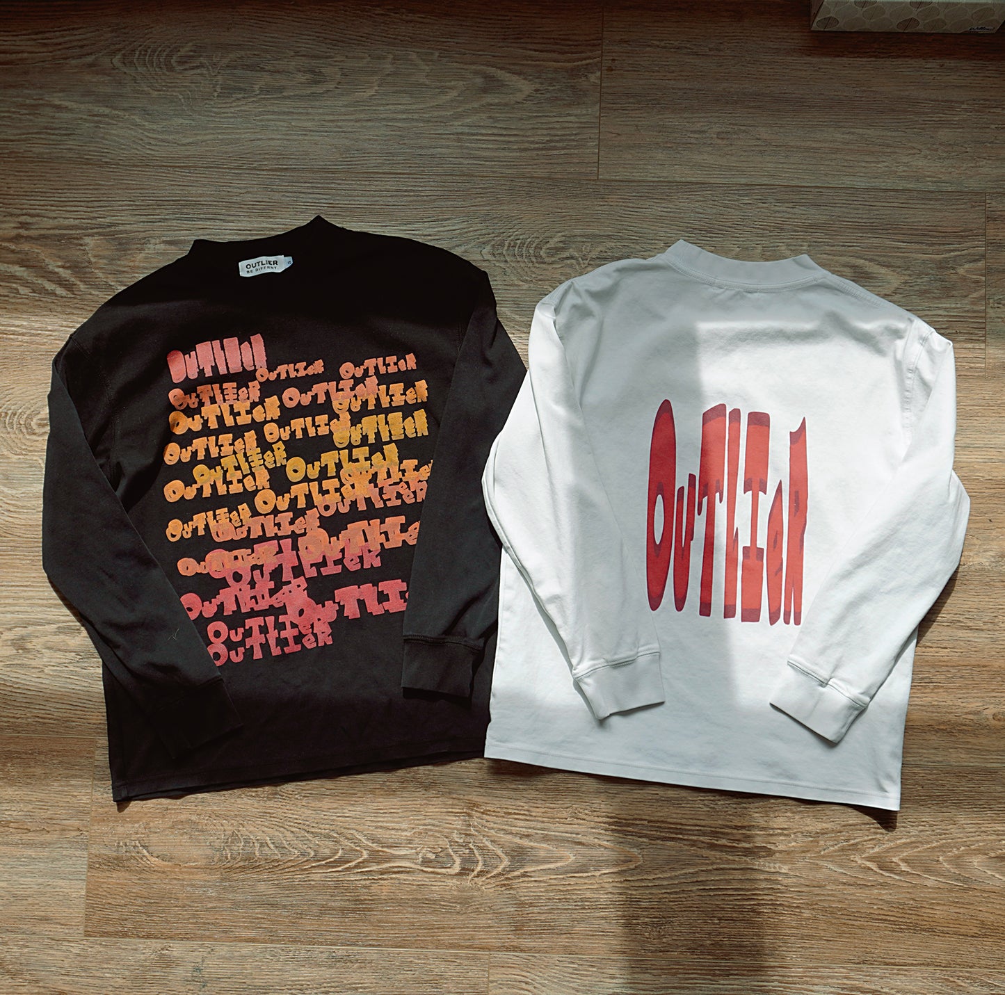 "OOUUTTLLIIEERR" Long Sleeve Crewneck